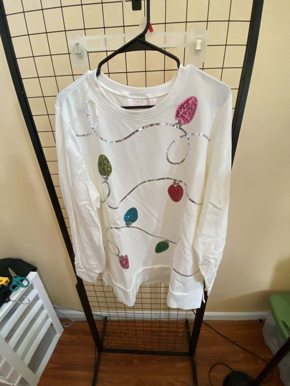 Jingle Belles Christmas Holiday Lights Sweatshirt Size XL White Sequin